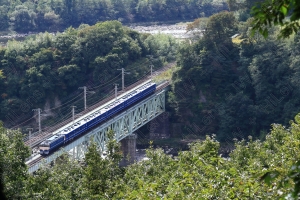 鉄道開業から150周年目の鉄橋