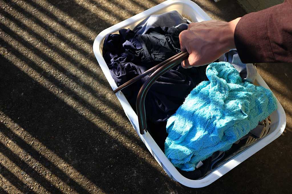 お洗濯日和の朝の写真素材