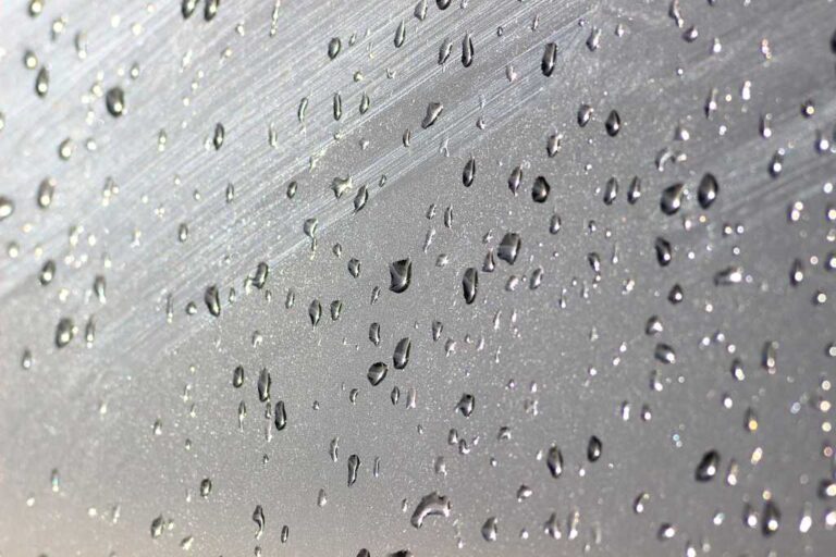 雨粒背景の写真素材