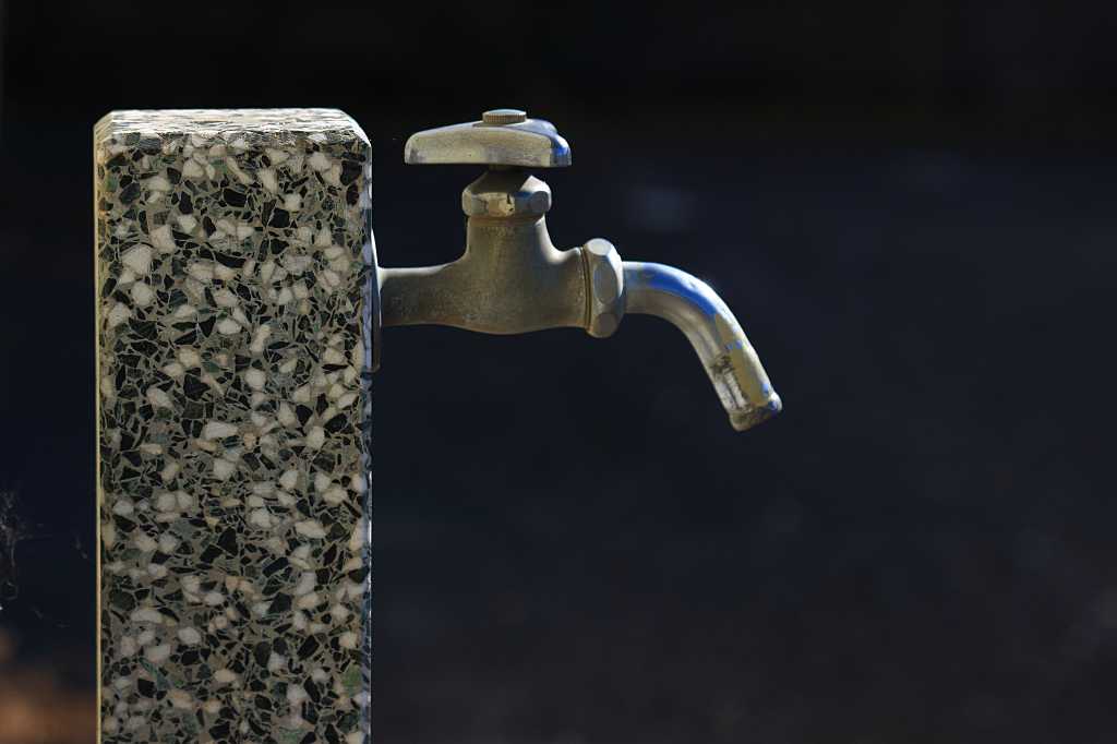 水道蛇口の写真素材