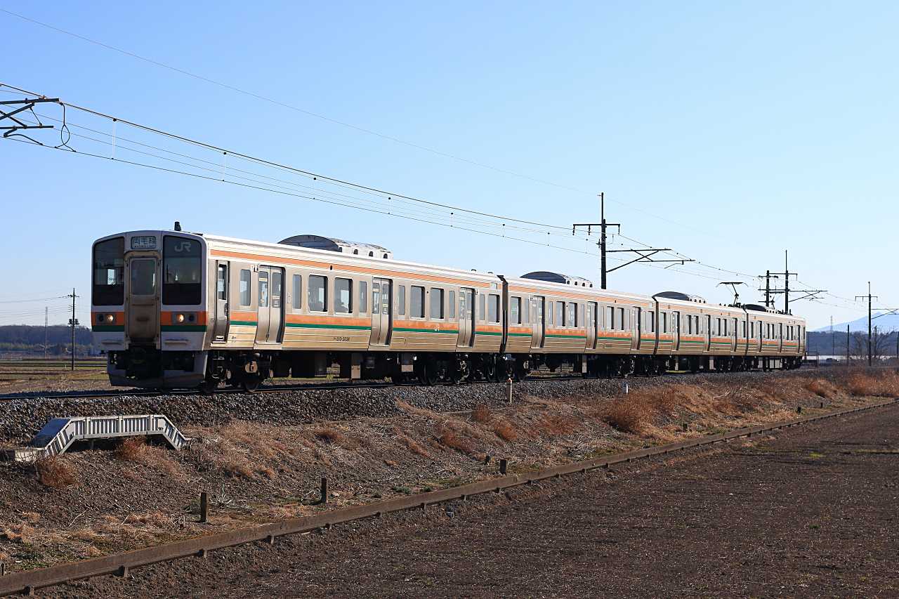 両毛線ワイドビューの写真素材